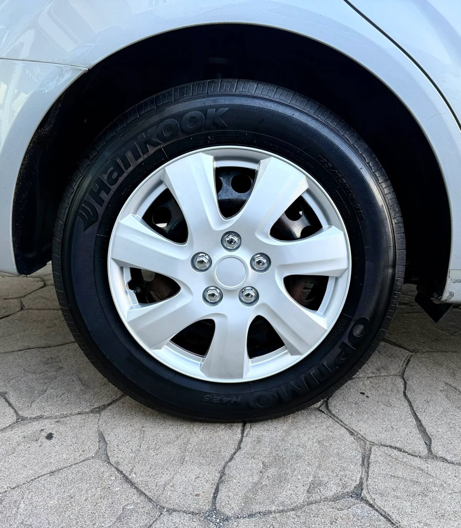 Used 2018 Chevrolet Sonic LS FWD image 33