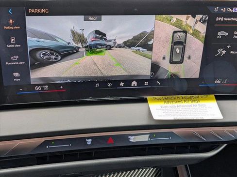 Used 2025 BMW X3 xDrive30i w/ Premium Package image 12