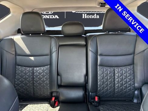 Used 2019 Nissan Murano Platinum w/ Cargo Package FWD image 12
