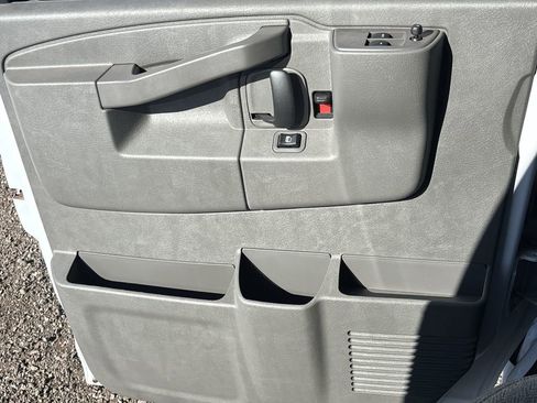 New 2025 GMC Savana 2500 w/ Driver Convenience Package RWD image 21