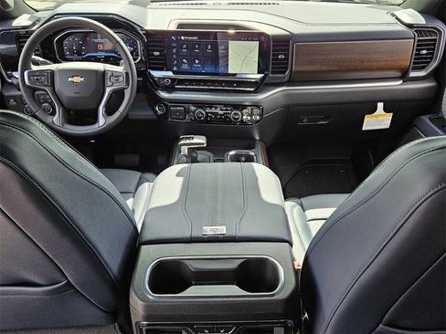 New 2025 Chevrolet Silverado 1500 High Country w/ Technology Package image 6