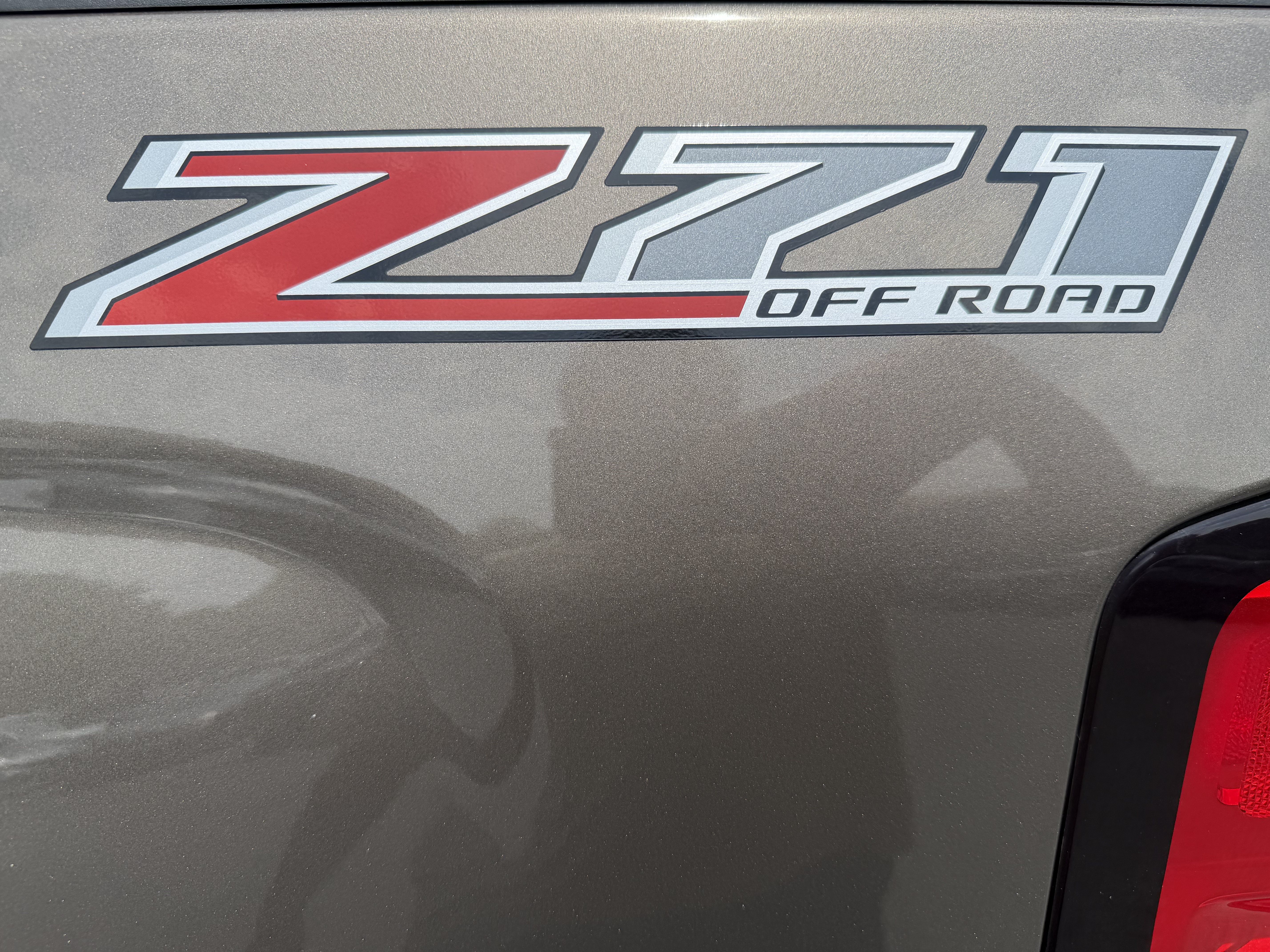 Used 2015 Chevrolet Silverado 2500 LTZ w/ Z71 Package, Off-Road AWD/4WD image 16