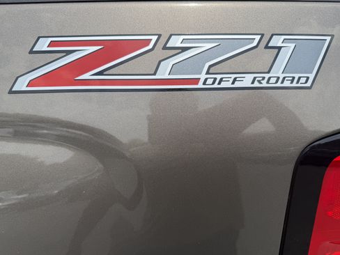 Used 2015 Chevrolet Silverado 2500 LTZ w/ Z71 Package, Off-Road AWD/4WD image 16