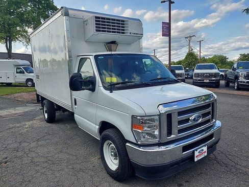 New 2025 Ford E-350 and Econoline 350 Super Duty w/ Power Equipment Group image 4