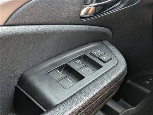Used 2017 Honda Pilot EX-L image 17
