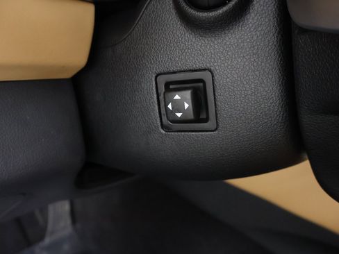 Used 2022 Genesis G70 2.0T w/ Prestige Package image 44