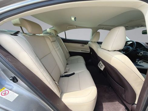 Used 2018 Lexus ES 350 w/ Premier Package FWD image 17