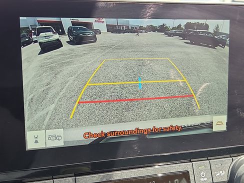 Used 2024 Toyota Grand Highlander XLE FWD image 20