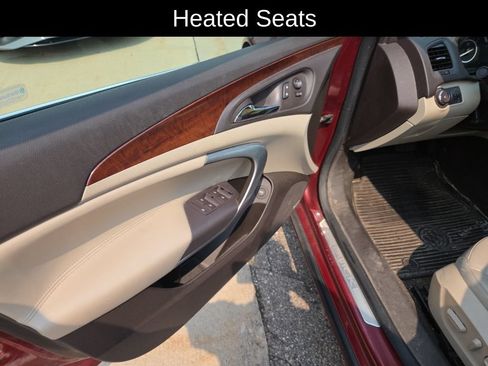 Used 2017 Buick Regal Premium FWD image 7