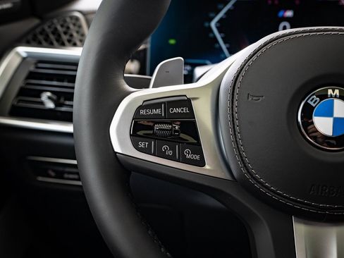 New 2026 BMW X7 xDrive40i w/ M Sport Package image 28