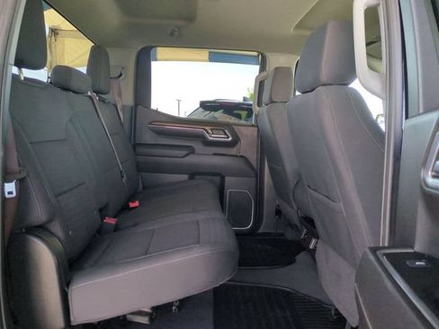 Used 2023 Chevrolet Silverado 1500 LT AWD/4WD image 33