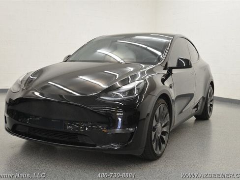 Used 2022 Tesla Model Y Performance AWD/4WD image 2
