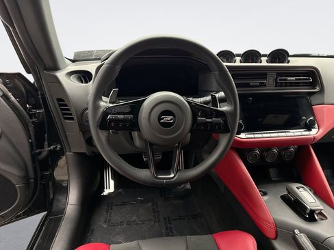Used 2024 Nissan Z Performance w/ Floor Mat Package RWD image 12