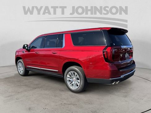 New 2026 GMC Yukon XL Denali w/ Sun & Power Step Package AWD/4WD image 3