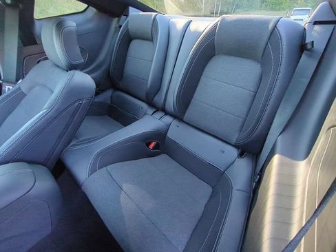 Used 2025 Ford Mustang GT RWD image 28