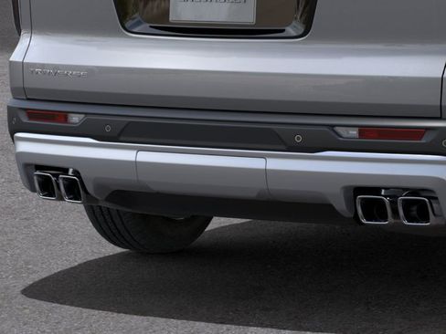 New 2025 Chevrolet Traverse LT w/ Enhanced Driving Package image 38