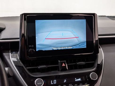 Used 2024 Toyota Corolla LE FWD image 14