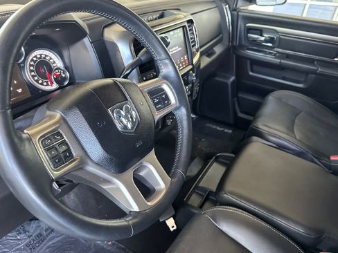 Used 2018 RAM 2500 Laramie w/ Sport Appearance Group AWD/4WD image 11