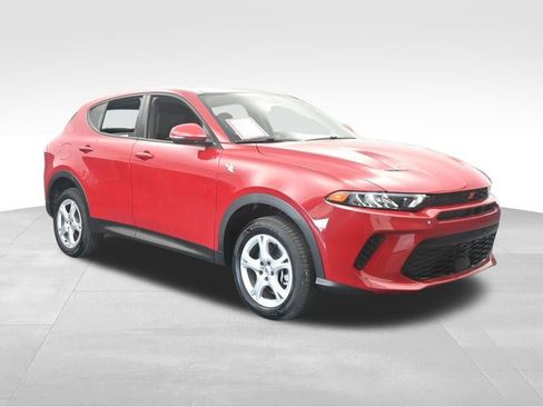 Used 2024 Dodge Hornet GT image 8