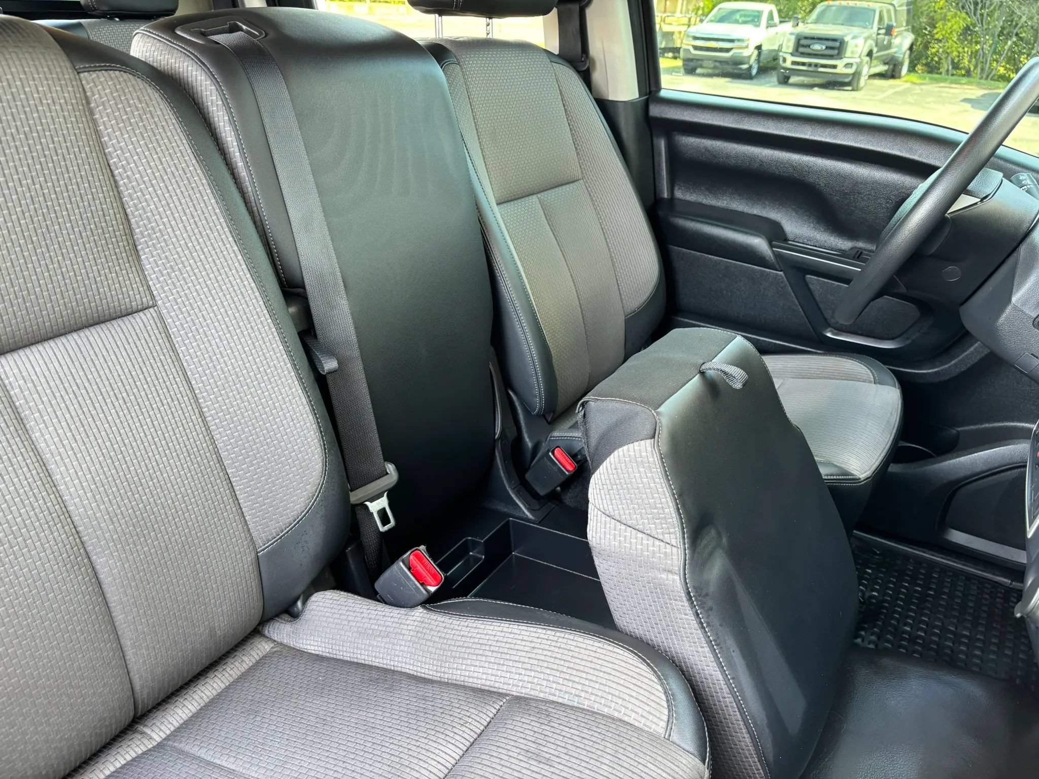 Used 2019 Nissan Titan S w/ S Utility Package RWD image 37