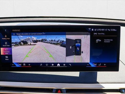 New 2026 BMW iX xDrive60 w/ Premium Package image 17