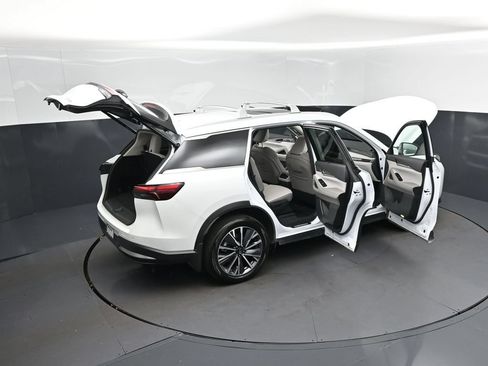 Certified 2026 INFINITI QX60 Luxe w/ Cargo Package FWD image 50