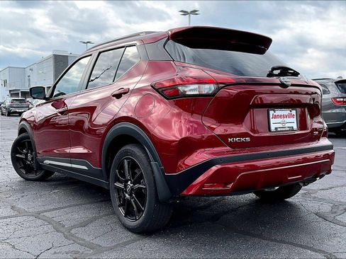 Certified 2023 Nissan Kicks SR w/ SR Premium Package FWD image 3