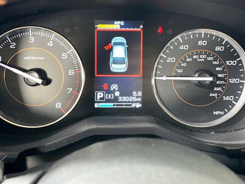 Used 2022 Subaru Crosstrek 2.5i Limited w/ Moonroof Package 2 image 11