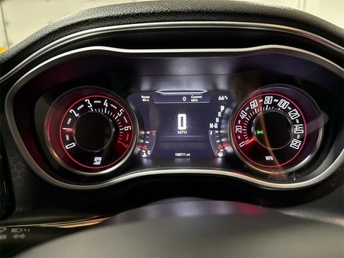 Used 2015 Dodge Challenger SXT Plus image 12