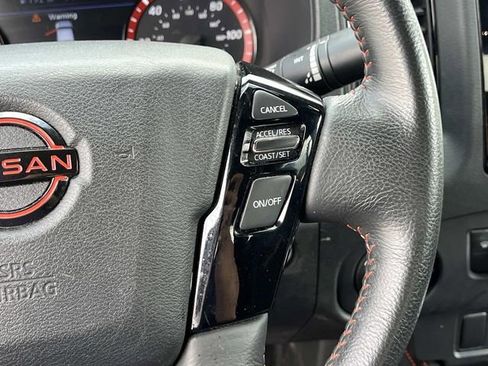 Used 2024 Nissan Frontier PRO-4X AWD/4WD image 29