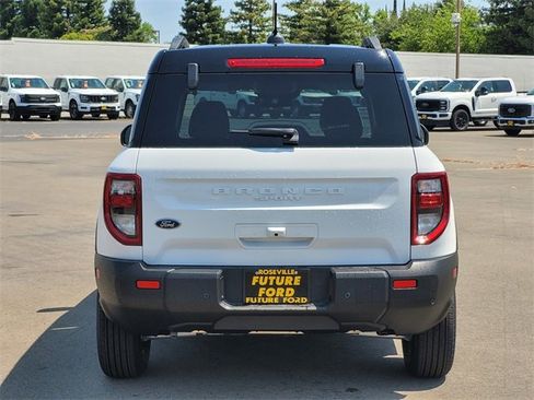 New 2025 Ford Bronco Sport Outer Banks w/ Outer Banks Tech Package+ image 5