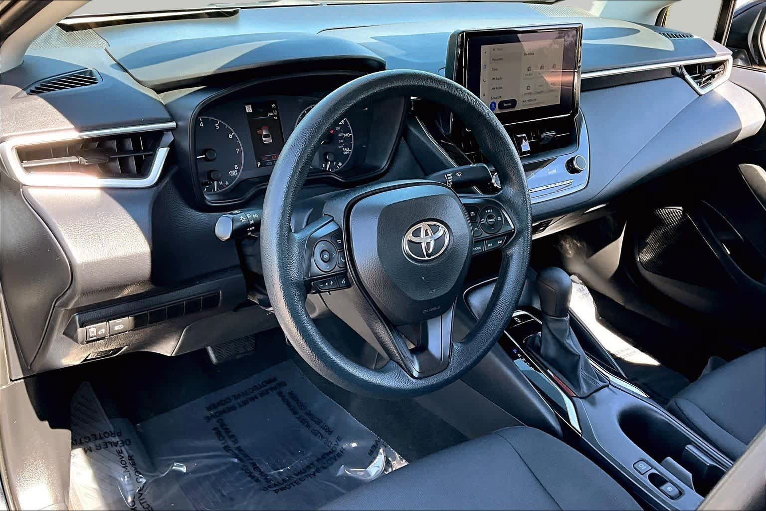 Certified 2023 Toyota Corolla LE FWD image 17