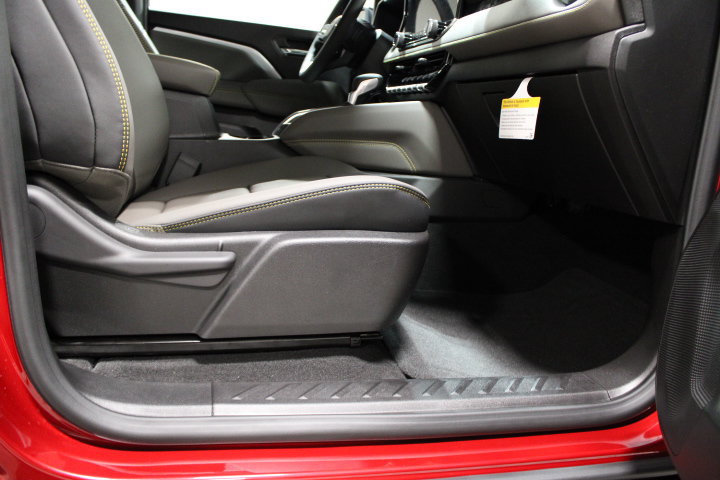 New 2026 Chevrolet Colorado ZR2 AWD/4WD image 27