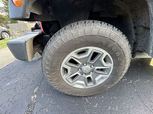 Used 2018 Jeep Wrangler Unlimited Rubicon image 5