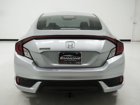 Used 2016 Honda Civic LX-P image 5