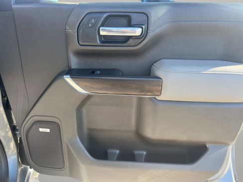 Used 2020 GMC Sierra 1500 SLT w/ SLT Premium Plus Package image 28