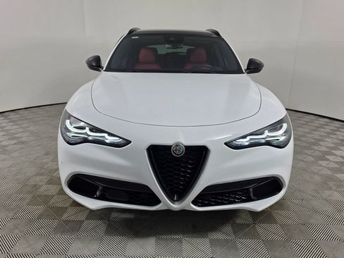 Used 2024 Alfa Romeo Stelvio Veloce AWD/4WD image 2
