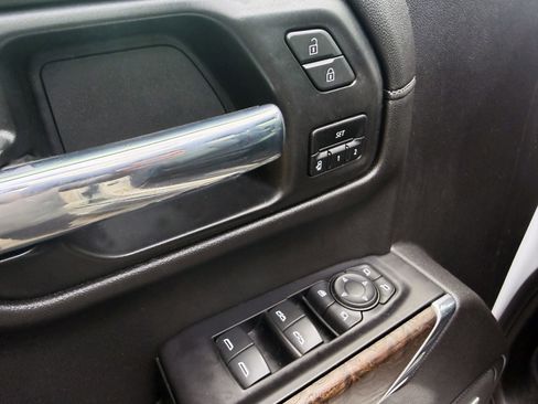 Used 2021 GMC Sierra 1500 Denali w/ Driver Alert Package II image 6