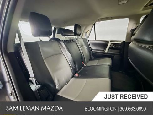 Used 2015 Toyota 4Runner SR5 Premium image 26