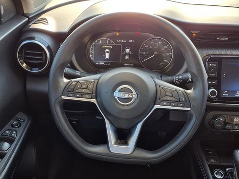 Used 2022 Nissan Kicks SV FWD image 20