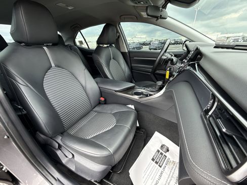 Certified 2023 Toyota Camry SE image 25