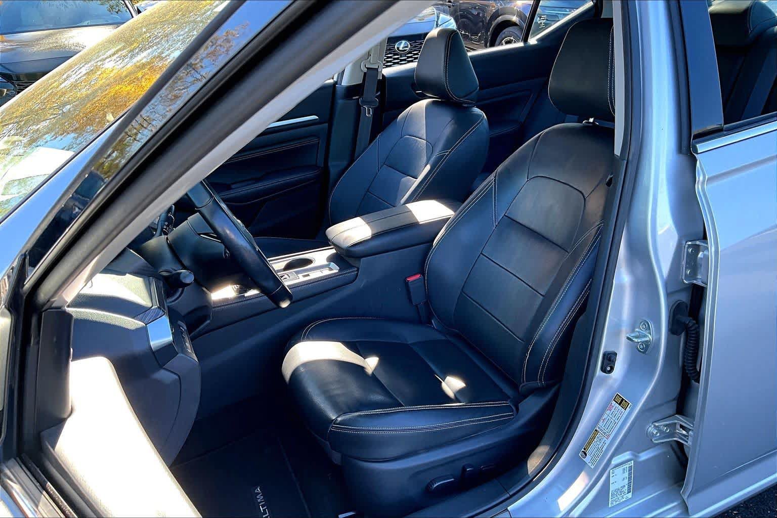 Used 2019 Nissan Altima 2.0 Platinum FWD image 21