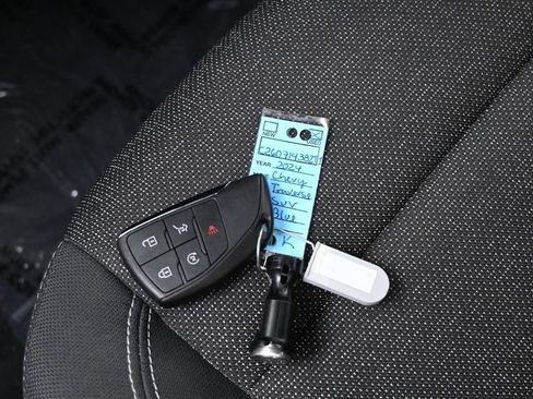 Used 2024 Chevrolet Traverse LS FWD image 20