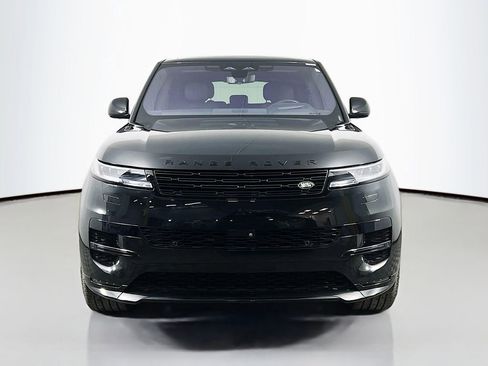 Used 2023 Land Rover Range Rover Sport SE Dynamic image 2
