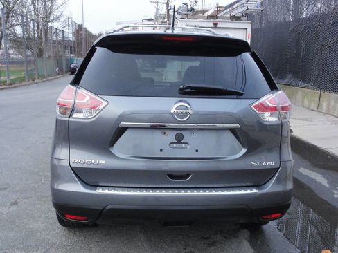 Used 2015 Nissan Rogue SL w/ SL Premium Package image 33
