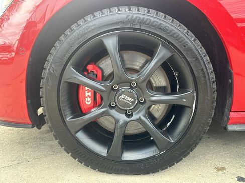 Used 2017 Volkswagen GTI Autobahn FWD image 9