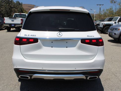 Used 2024 Mercedes-Benz GLS 450 4MATIC image 5