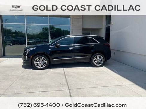 Certified 2024 Cadillac XT5 Premium Luxury w/ Technology Package AWD/4WD image 2