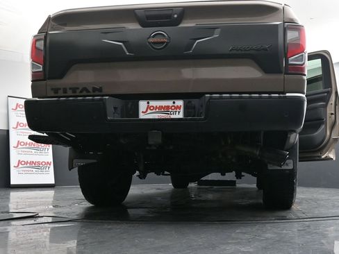 Used 2021 Nissan Titan PRO-4X w/ Pro-4x Convenience Package image 46