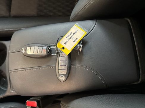 Used 2020 Nissan Rogue SV AWD/4WD image 20